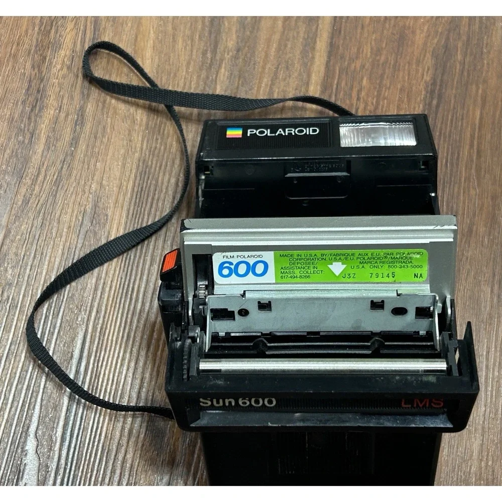 Vintage Polaroid Sun 600 LMS Instant Film Camera
